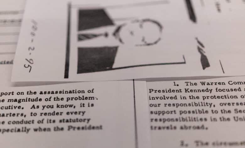 जारी JFK फाइलें पूर्व कर्मचारियों की सामाजिक सुरक्षा संख्याओं को प्रकट करती हैं